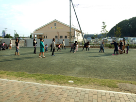 親子で集団遊び